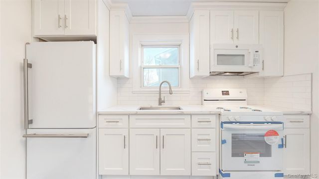 23 Cherry Street, East Northport, NY 11731