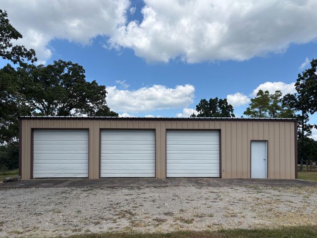 1181 County Road 504, Gainesville, MO 65655