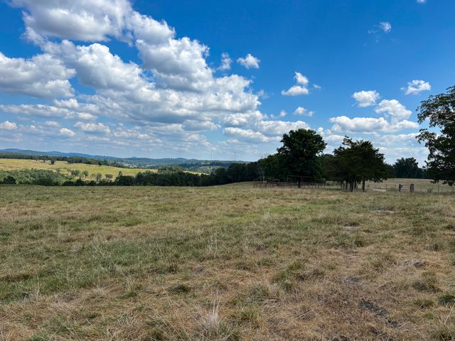 1181 County Road 504, Gainesville, MO 65655