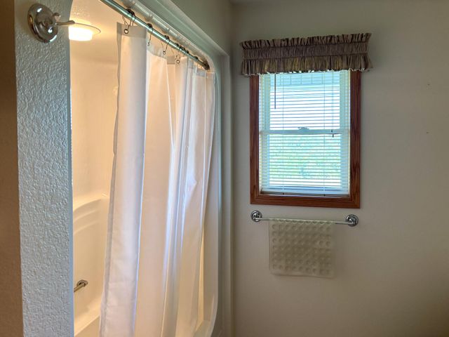 1181 County Road 504, Gainesville, MO 65655