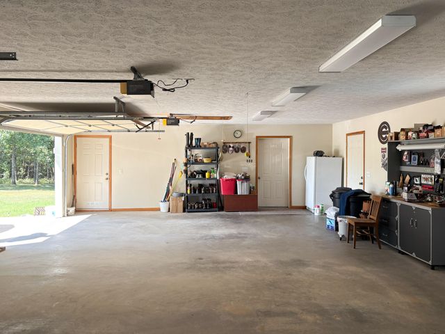 1181 County Road 504, Gainesville, MO 65655