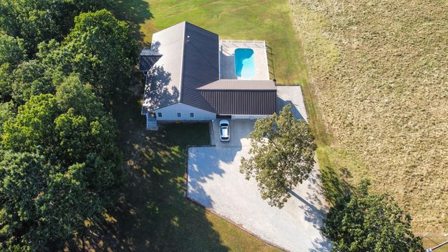 1181 County Road 504, Gainesville, MO 65655