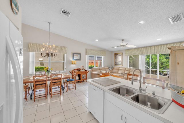 4255 NW 1st Drive, Deerfield Beach, FL 33442