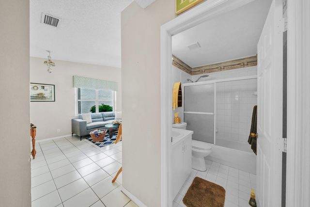 4255 NW 1st Drive, Deerfield Beach, FL 33442