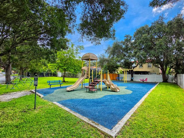 4255 NW 1st Drive, Deerfield Beach, FL 33442