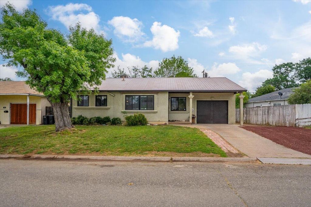 920 Dumosa Drive, Red Bluff, CA 96080