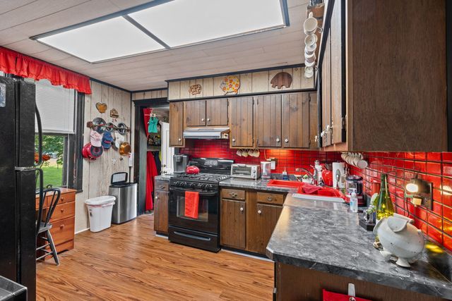 610 W Main Street, West Dundee, IL 60118