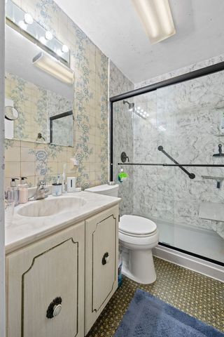 610 W Main Street, West Dundee, IL 60118