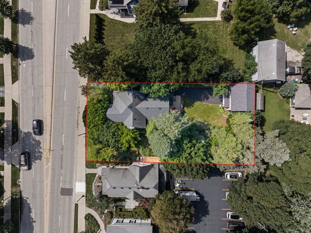 610 W Main Street, West Dundee, IL 60118