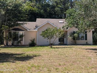 27 Irongate Drive, Beaufort, SC 29906
