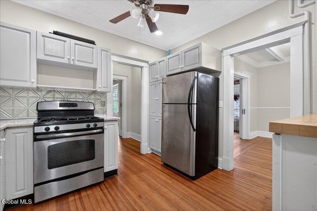 852 Myrtle Avenue, Albany, NY 12208
