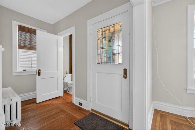 852 Myrtle Avenue, Albany, NY 12208