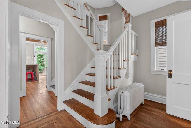 852 Myrtle Avenue, Albany, NY 12208