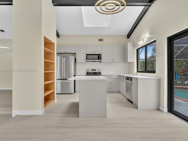 8813 Paradise Court 8813, Tamarac, FL 33321
