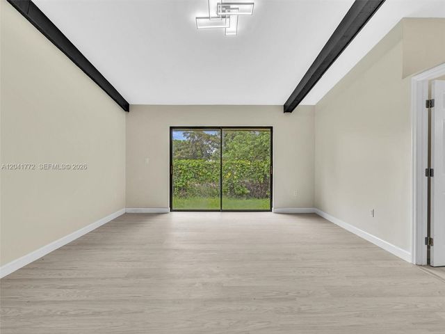 8813 Paradise Court 8813, Tamarac, FL 33321