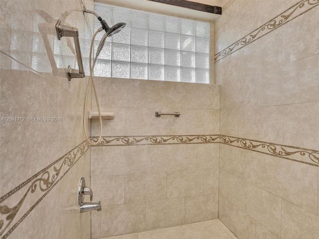 8813 Paradise Court 8813, Tamarac, FL 33321