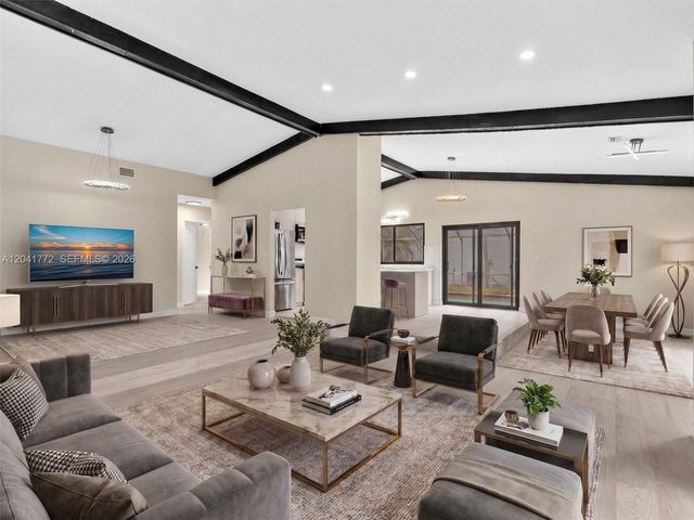 8813 Paradise Court 8813, Tamarac, FL 33321