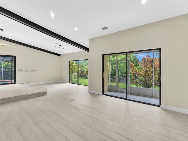 8813 Paradise Court 8813, Tamarac, FL 33321