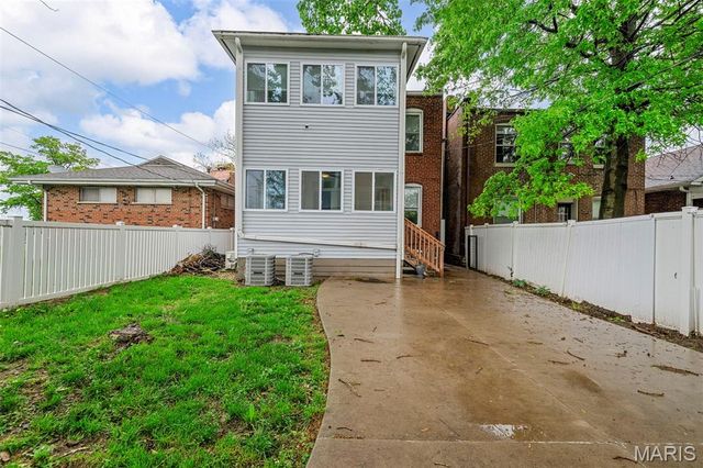 1025 Central Avenue, St Louis, MO 63139