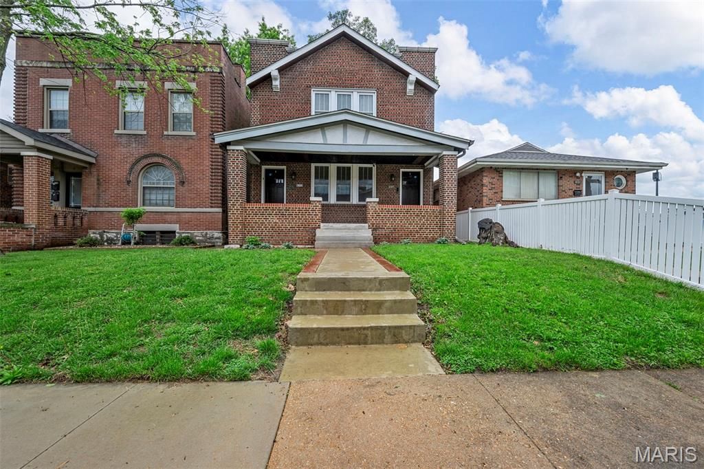 1025 Central Avenue, St Louis, MO 63139