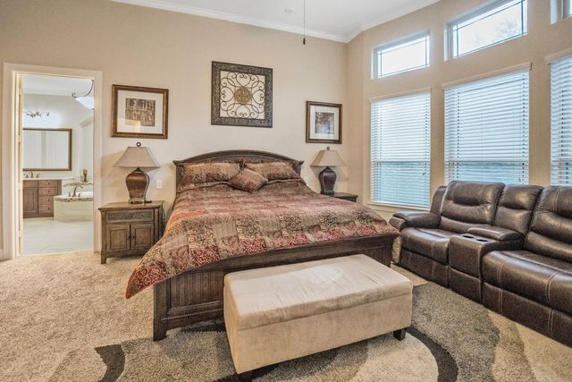 1026 Pleasant Pines Lane, Pinehurst, TX 77362