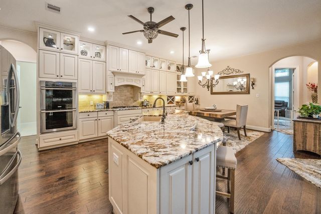 1026 Pleasant Pines Lane, Pinehurst, TX 77362