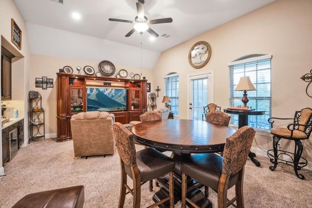 1026 Pleasant Pines Lane, Pinehurst, TX 77362
