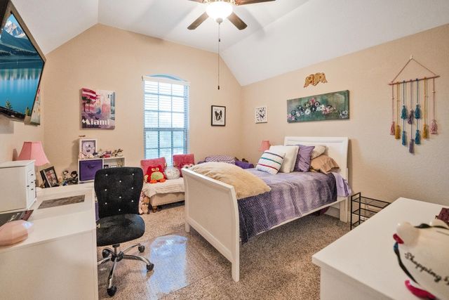 1026 Pleasant Pines Lane, Pinehurst, TX 77362