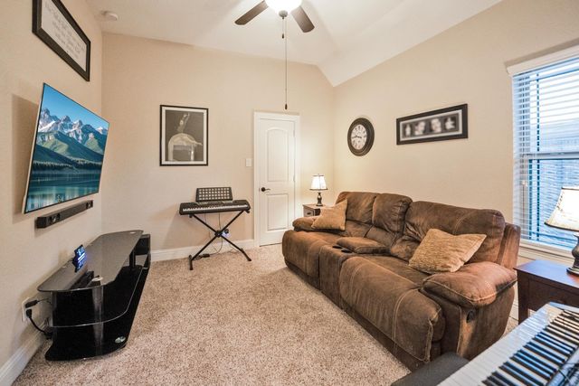 1026 Pleasant Pines Lane, Pinehurst, TX 77362