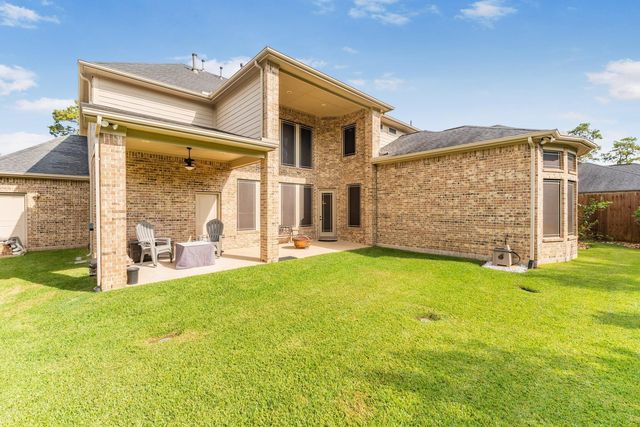 1026 Pleasant Pines Lane, Pinehurst, TX 77362
