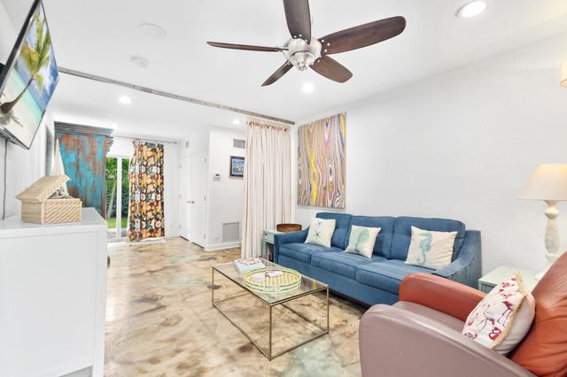 1601 S PALMWAY, Lake Worth Beach, FL 33460