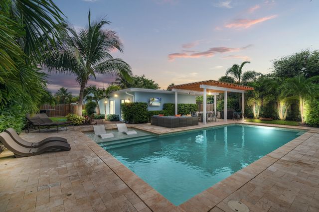 1601 S PALMWAY, Lake Worth Beach, FL 33460