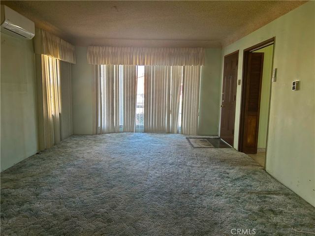 1418 W 93rd, Los Angeles, CA 90047