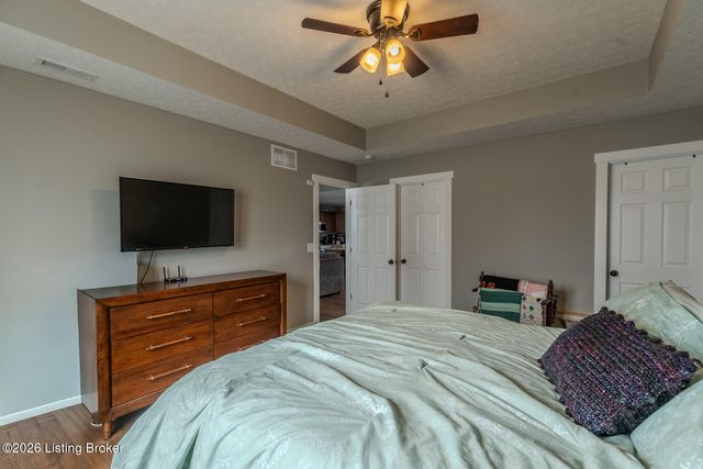 100 Liberty Ln, Bardstown, KY 40004