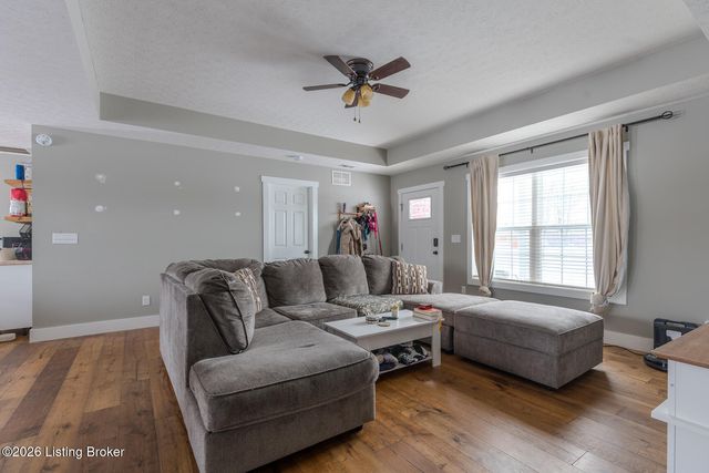 100 Liberty Ln, Bardstown, KY 40004