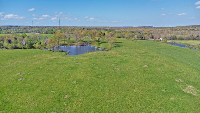 455 Muddy Branch Road, Pikeville, TN 37367