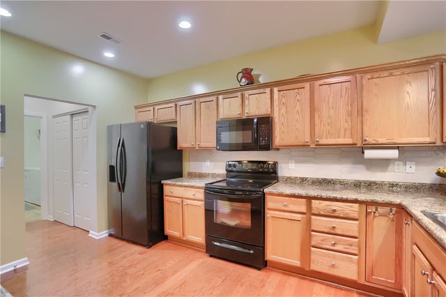 2164 Isleworth Lane, Cranberry Twp, PA 16066