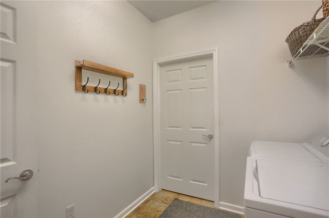 2164 Isleworth Lane, Cranberry Twp, PA 16066