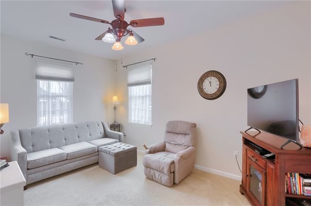 2164 Isleworth Lane, Cranberry Twp, PA 16066