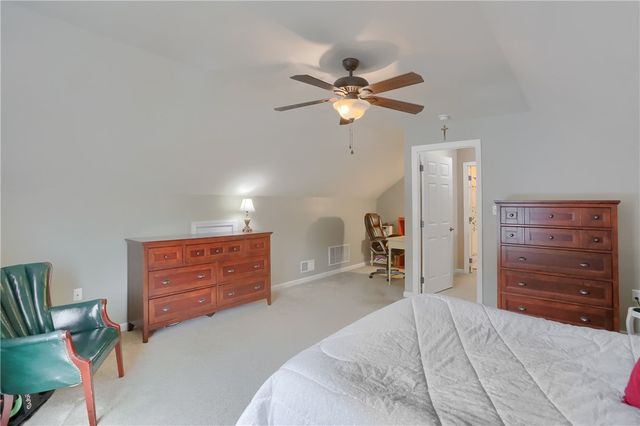 2164 Isleworth Lane, Cranberry Twp, PA 16066