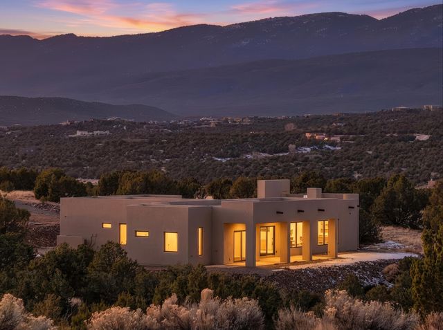 19 Anasazi Trail, Sandia Park, NM 87047