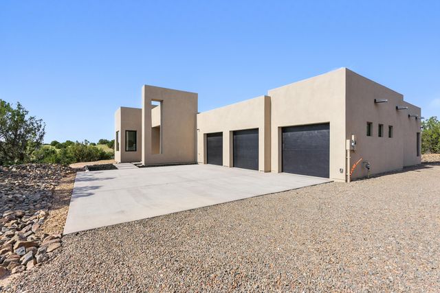 19 Anasazi Trail, Sandia Park, NM 87047