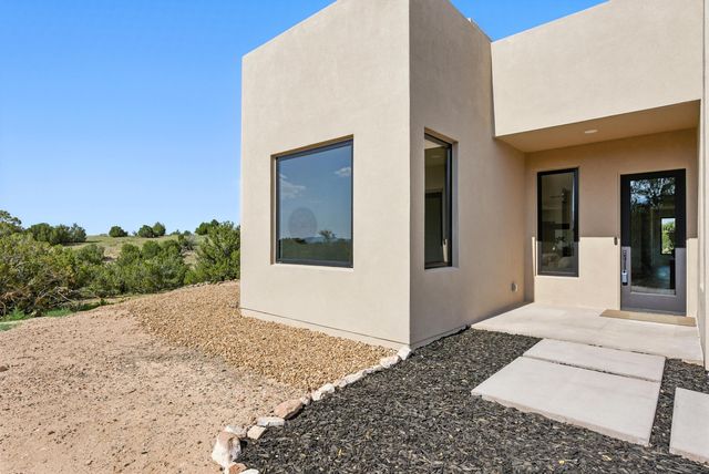 19 Anasazi Trail, Sandia Park, NM 87047