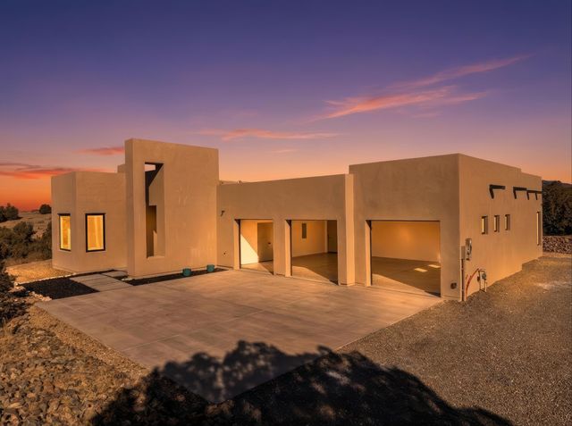 19 Anasazi Trail, Sandia Park, NM 87047