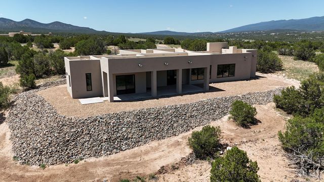 19 Anasazi Trail, Sandia Park, NM 87047