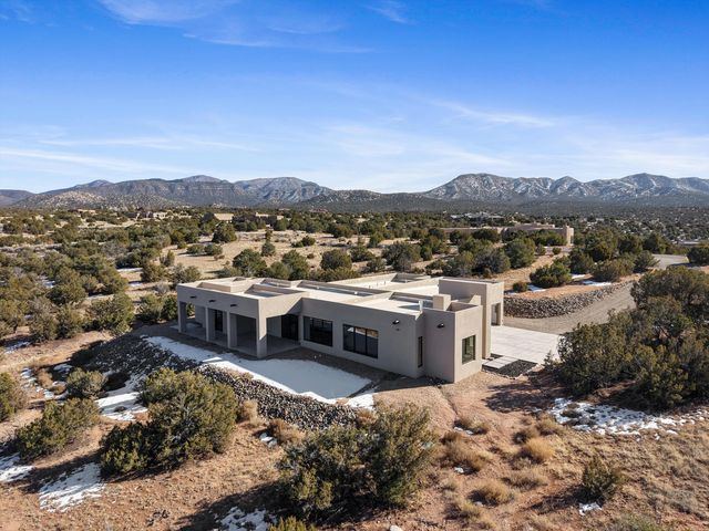 19 Anasazi Trail, Sandia Park, NM 87047