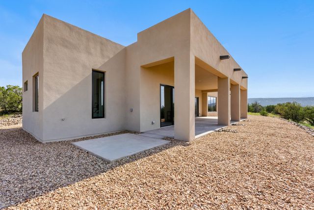 19 Anasazi Trail, Sandia Park, NM 87047