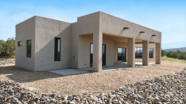 19 Anasazi Trail, Sandia Park, NM 87047