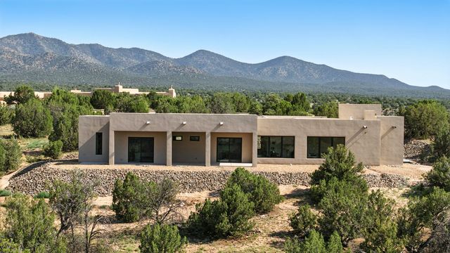 19 Anasazi Trail, Sandia Park, NM 87047