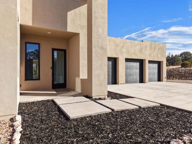 19 Anasazi Trail, Sandia Park, NM 87047